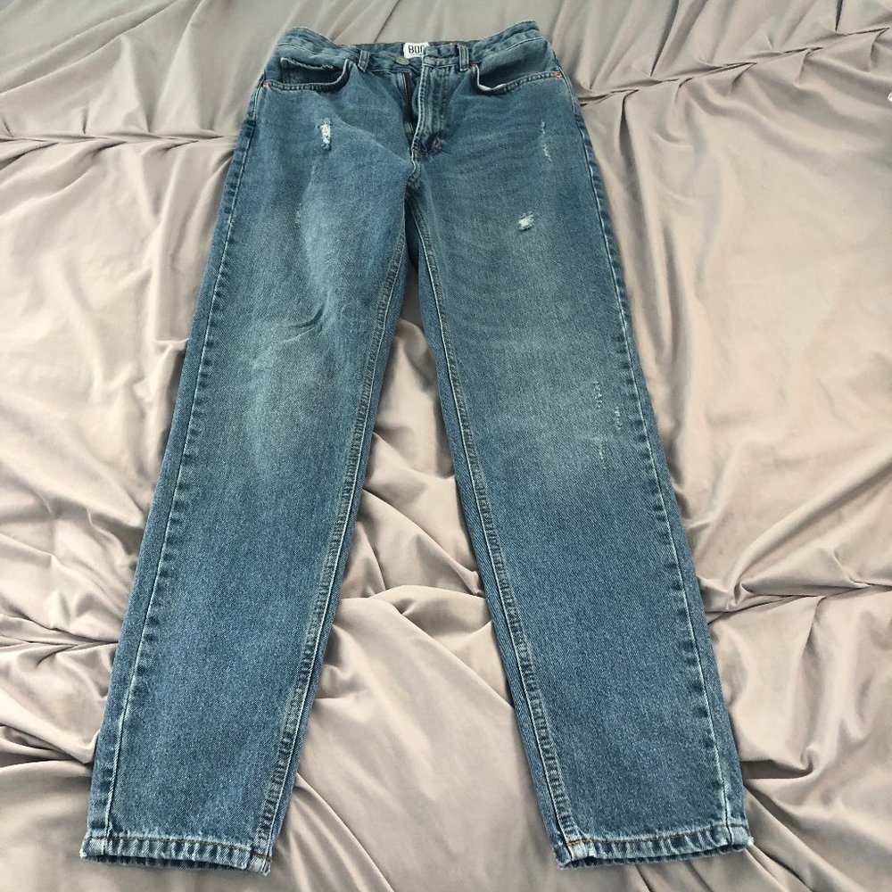 Urban Outfitters Tapered Mom Jeans